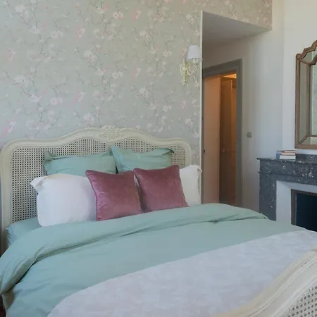 Hotell Karma Chateau De Samary Caux-et-Sauzens