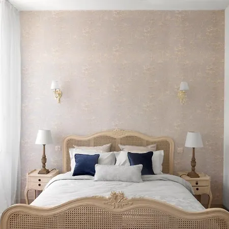 Karma Chateau De Samary Hotell *