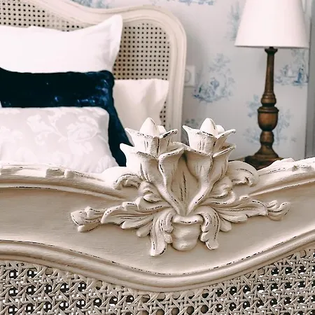 Karma Chateau De Samary Caux-et-Sauzens